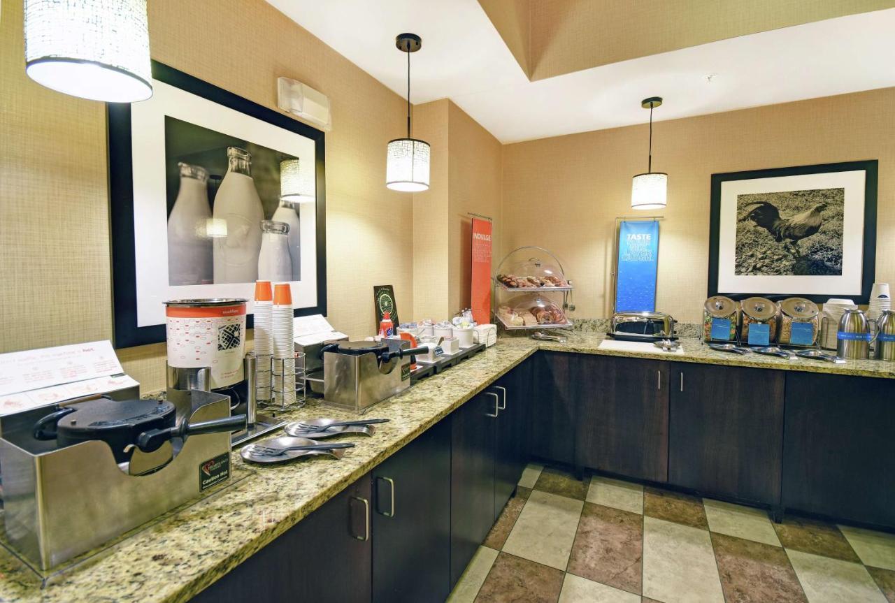 Hampton Inn Beloit Ngoại thất bức ảnh